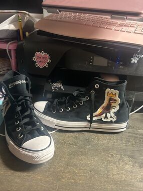 Converse Jean-Michel Basquiat x Chuck Taylor All Star High Top‎ Pez Dispenser